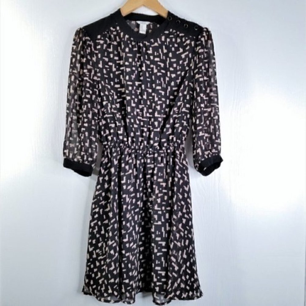 I Love H81 Forever 21 Black Geometric Dress